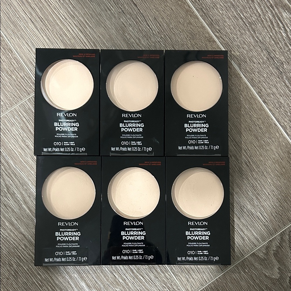 New 6X Revlon Photography Blurring Powder  #010 Fair- Light
( FIRM PRICE )